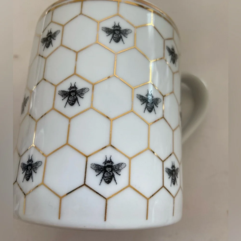 (1) Williams Sonoma mug